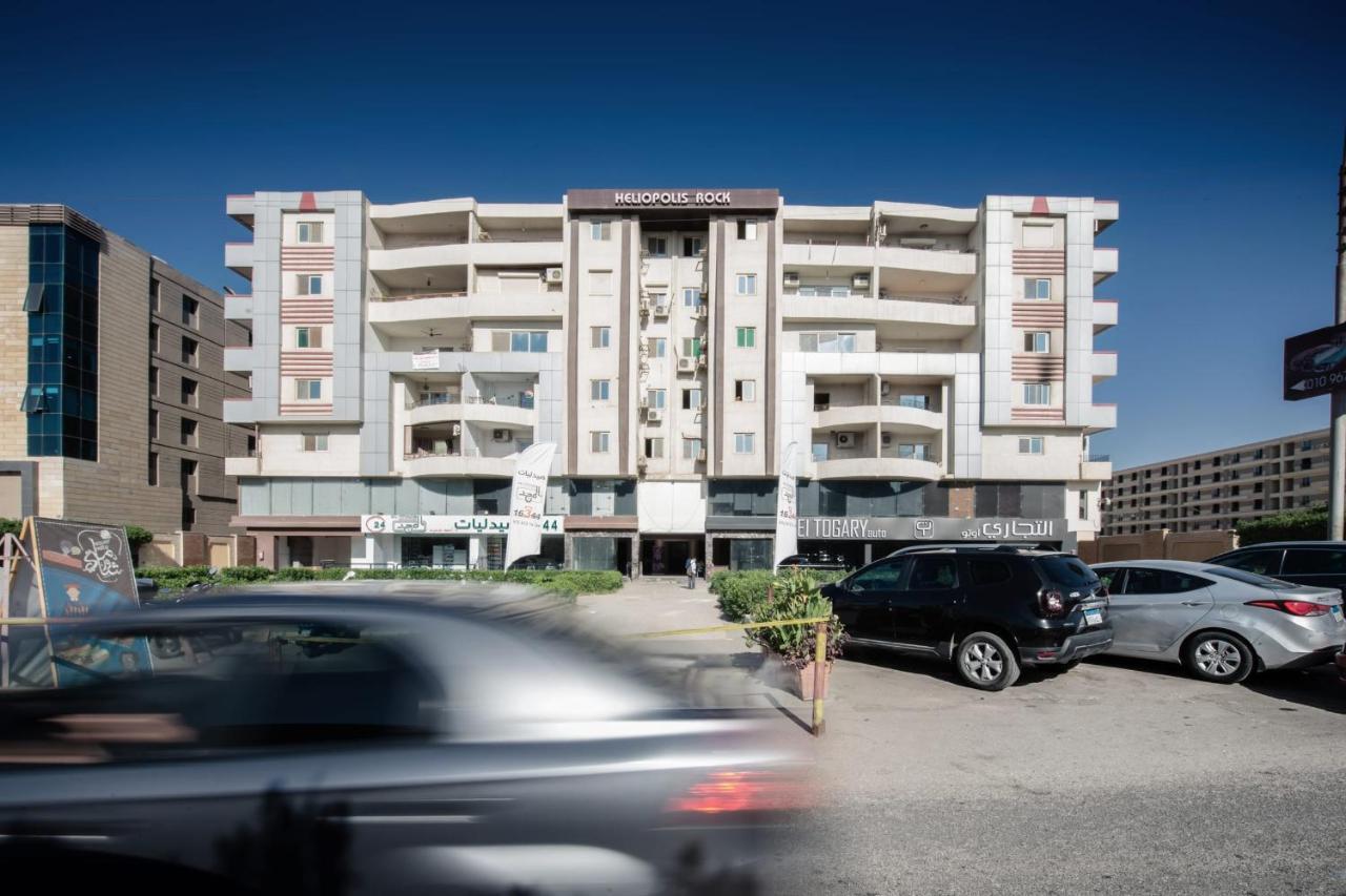 The Terminal 2 Stay - Steps From Nightlife And Airport Каїр Екстер'єр фото